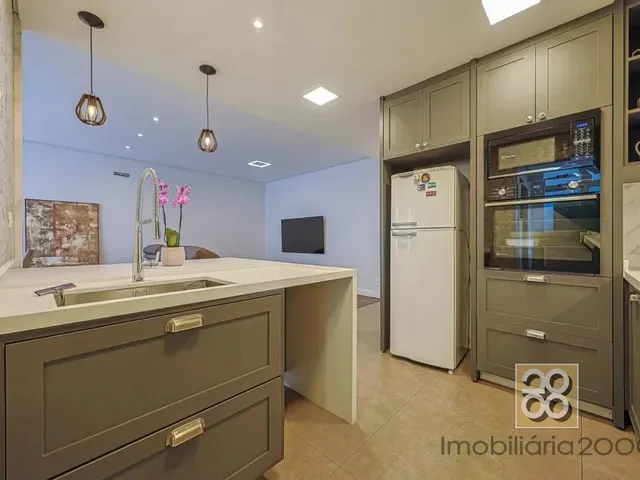 Apartamento 3 quartos e 1 banheiro, à venda, no bairro Água Verde em Curitiba