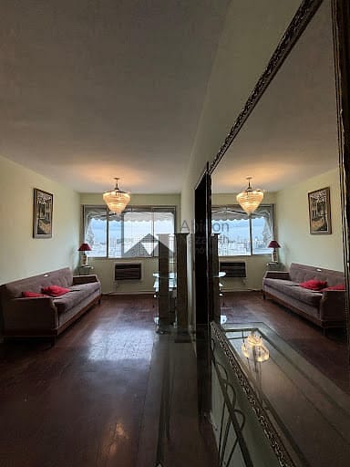 Apartamento à venda com 2 quartos, 80m² - Foto 2