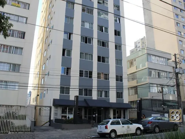 Apartamento 1 quarto e 1 banheiro, para alugar, no bairro Centro em Curitiba