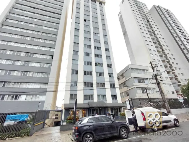 Apartamento 1 quarto e 1 banheiro, para alugar, no bairro Centro em Curitiba