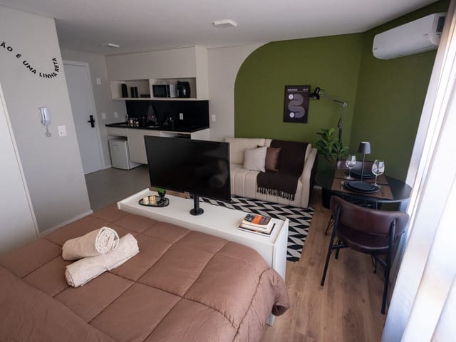 Apartamento 1 quarto e 1 banheiro, à venda, no bairro Parque Una em Pelotas