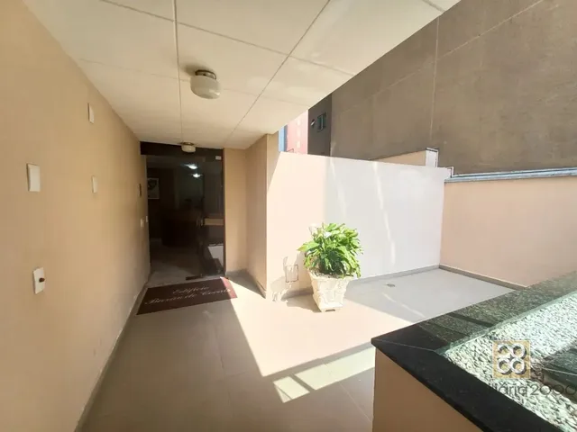 Apartamento 1 quarto e 1 banheiro, para alugar, no bairro Batel em Curitiba