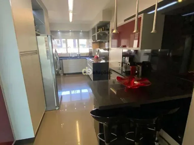 Apartamento 3 quartos e 5 banheiros, à venda, no bairro Vila Romana em São Paulo