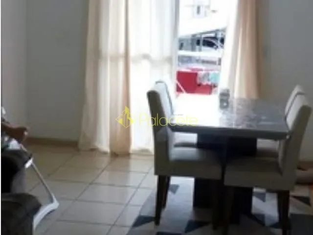 Apartamento 2 quartos e 1 banheiro, à venda, no bairro Parque Santo Antônio em Taubaté