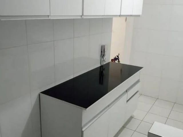 Apartamento com 45m² 2 quartos e 1 banheiro, à venda ou para alugar, no bairro Jardim Marilu em Carapicuíba