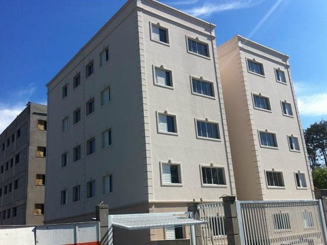 Apartamento com 45m² 2 quartos e 1 banheiro, à venda ou para alugar, no bairro Jardim Marilu em Carapicuíba