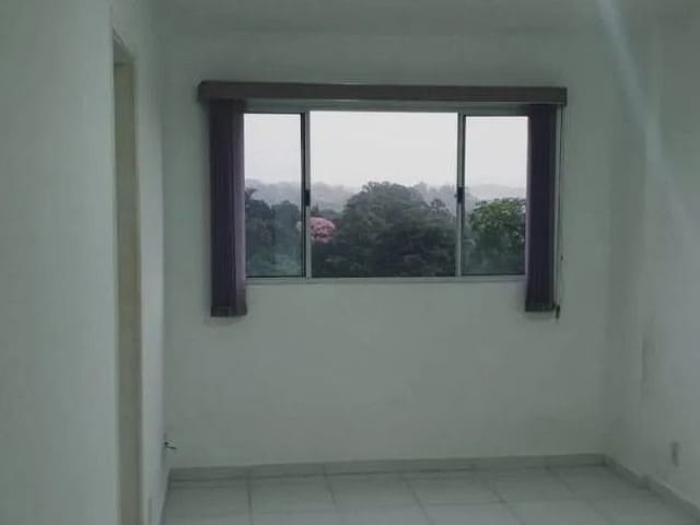 Apartamento com 45m² 2 quartos e 1 banheiro, à venda ou para alugar, no bairro Jardim Marilu em Carapicuíba