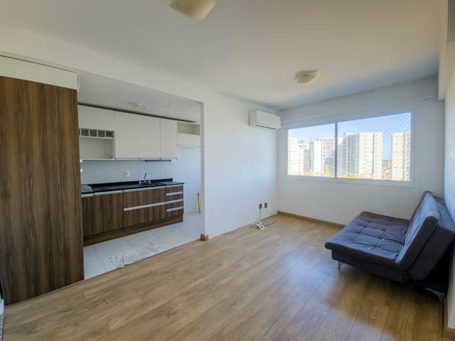Apartamento com 66m² 2 quartos e 2 banheiros, à venda, no bairro Centro em Pelotas