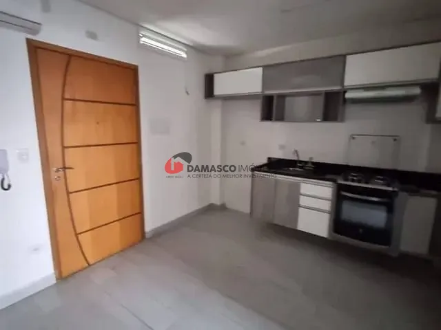 Apartamento 2 quartos e 1 banheiro, para alugar, no bairro Vila Sacadura Cabral em Santo André