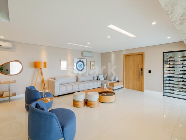 Apartamento com 212m² 3 quartos e 4 banheiros, à venda, no bairro Alphaville Centro Industrial e Empresarial/Alphaville. em Barueri