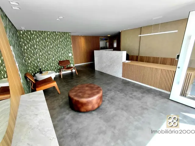 Apartamento 3 quartos e 2 banheiros, para alugar, no bairro Cristo Rei em Curitiba