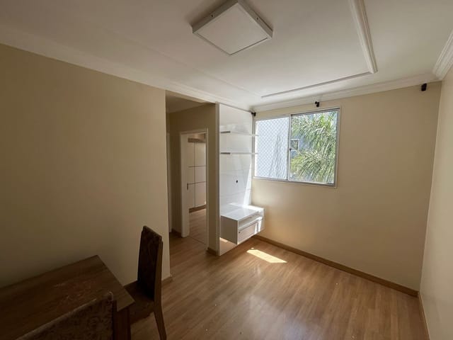Foto do Apartamento - Apartamento à venda no Condomínio Spazio Leopoldina - Gleba Palhano - 2 Quartos - 1 banheiro - 1 vaga - Sala com 2 ambientes . | Guepardo Imob