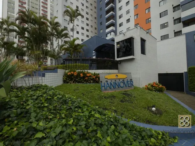 Apartamento 2 quartos e 1 banheiro, à venda, no bairro Cristo Rei em Curitiba