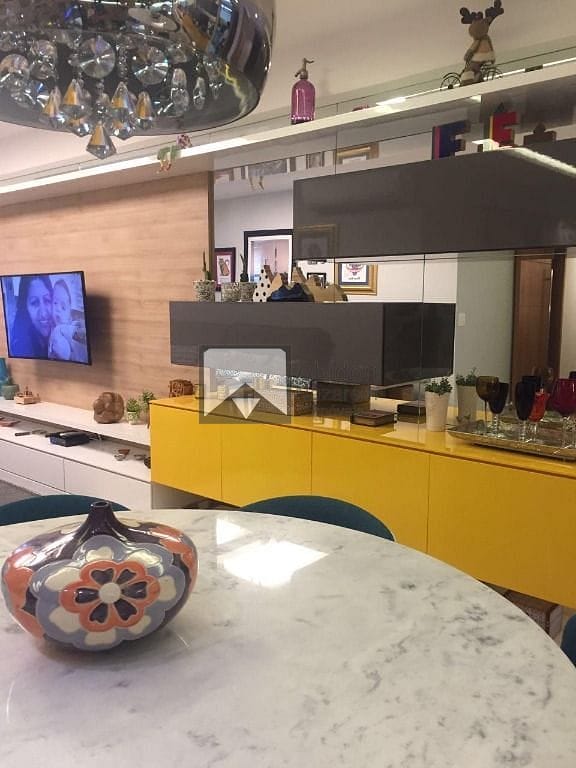 Apartamento à venda com 3 quartos, 150m² - Foto 31