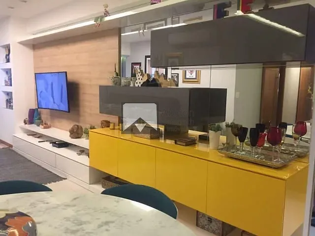 Apartamento com 140m² 3 quartos e 1 banheiro, à venda, no bairro Icaraí em Niterói