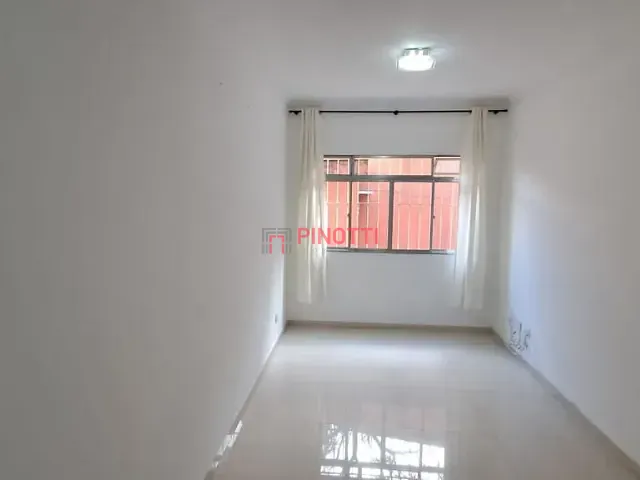Apartamento 2 quartos e 1 banheiro, à venda, no bairro Santa Terezinha em São Bernardo do Campo