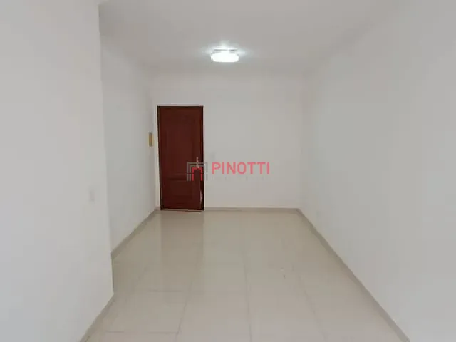 Apartamento 2 quartos e 1 banheiro, à venda, no bairro Santa Terezinha em São Bernardo do Campo