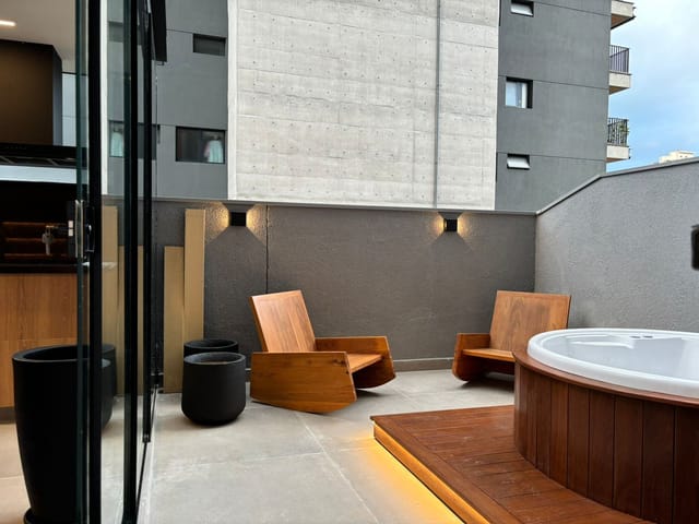 Apartamento 2 quartos e 3 banheiros, à venda, no bairro Vila Nova Conceição em São Paulo