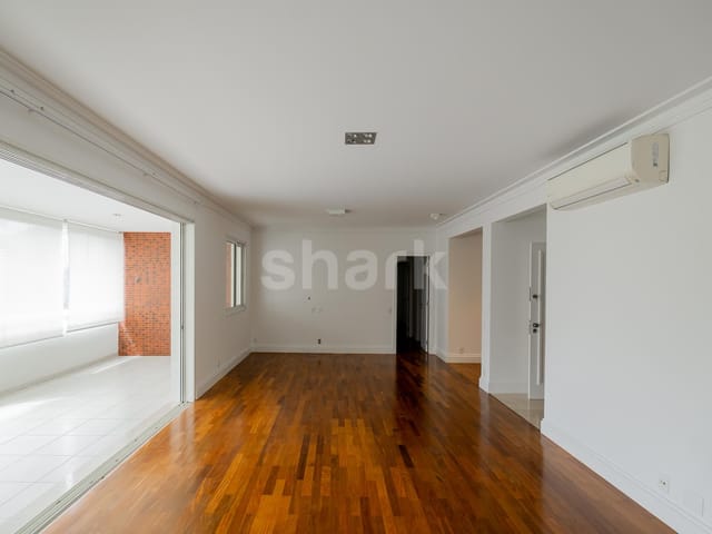 Apartamento com 151m² 3 quartos e 4 banheiros, para alugar, no bairro Itaim Bibi em São Paulo