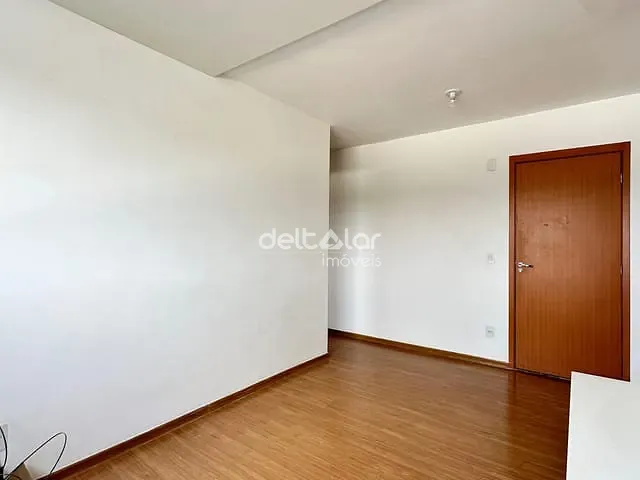 Apartamento com 48m² 2 quartos e 1 banheiro, à venda, no bairro Planalto em Belo Horizonte