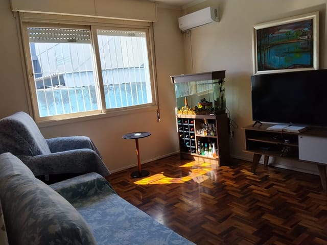 Apartamento 3 quartos e 2 banheiros, à venda, no bairro Centro em Pelotas