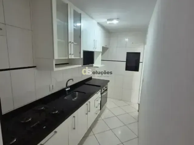 Apartamento 3 quartos e 2 banheiros, à venda, no bairro Alto da Lapa em São Paulo