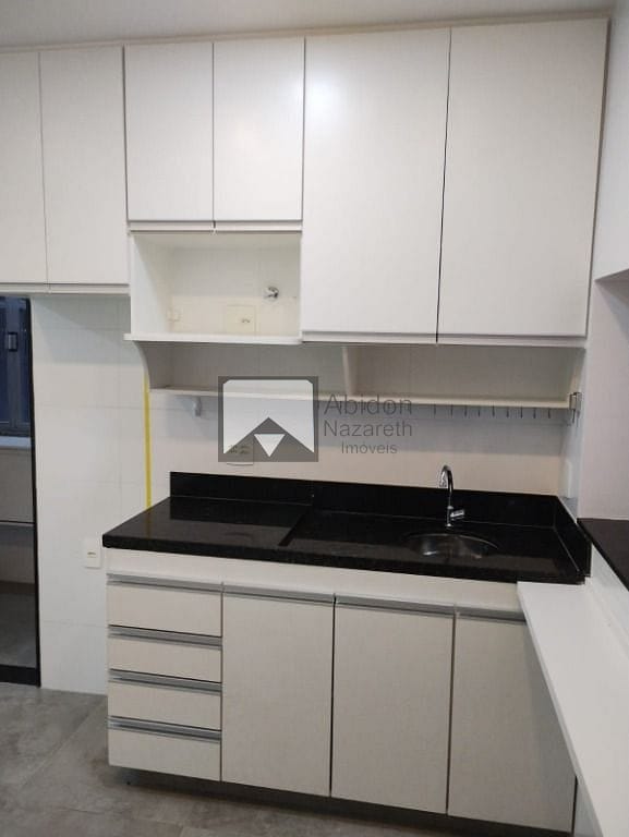 Apartamento à venda com 2 quartos, 80m² - Foto 1