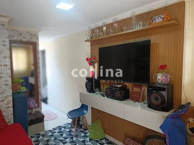 Apartamento com 44m² 2 quartos e 1 banheiro, à venda, no bairro Cohab II em Carapicuíba