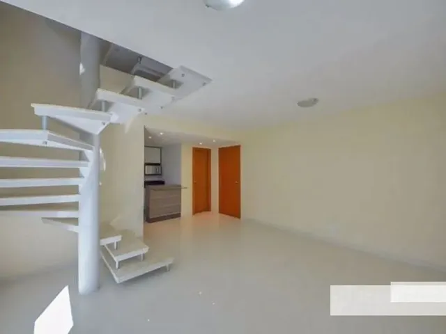 Apartamento 2 quartos e 5 banheiros, à venda, no bairro Ahú em Curitiba