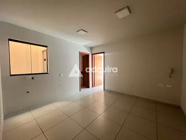 Apartamento 1 quarto e 1 banheiro, para alugar, no bairro Centro em Ponta Grossa