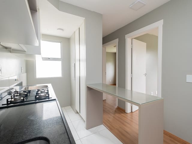 Apartamento com 62m² 2 quartos e 1 banheiro, para alugar, no bairro Centro em Pelotas