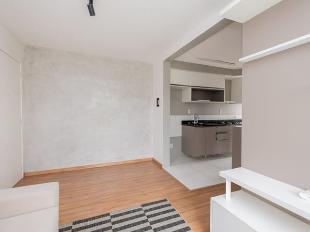 Apartamento com 62m² 2 quartos e 1 banheiro, para alugar, no bairro Centro em Pelotas