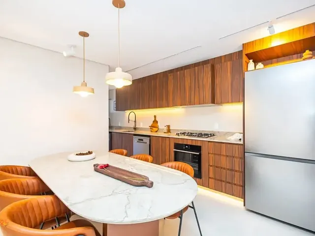 Apartamento 3 quartos e 4 banheiros, à venda, no bairro Ahú em Curitiba