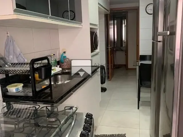 Apartamento com 180m² 4 quartos e 2 banheiros, à venda, no bairro Icaraí em Niterói