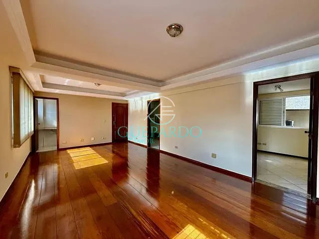 Apartamento com 188m² 3 quartos e 3 banheiros, à venda, no bairro Centro em Londrina