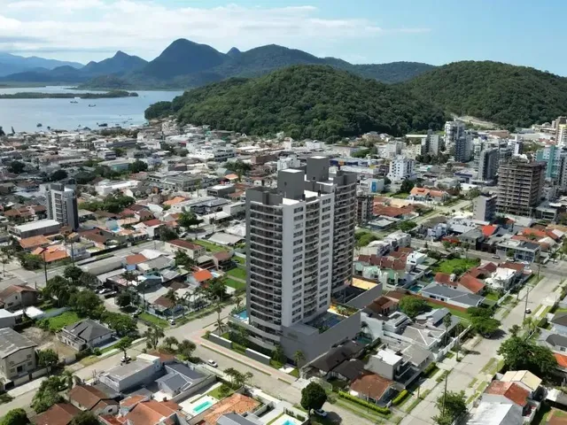 Apartamento 2 quartos e 2 banheiros, à venda, no bairro Centro em Guaratuba