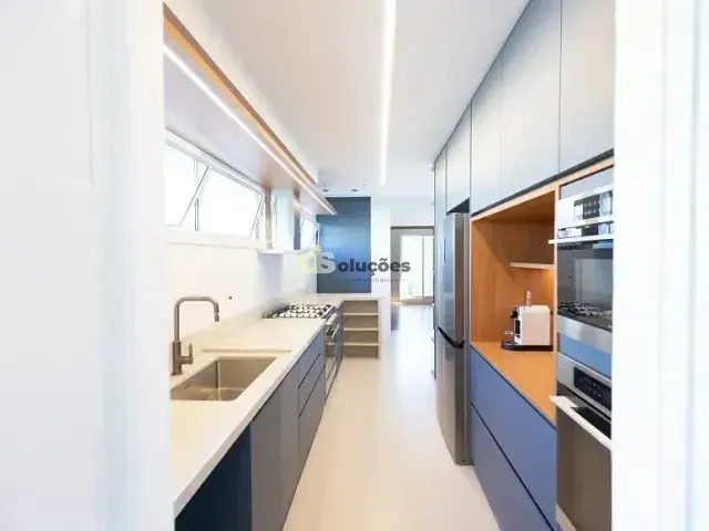 Apartamento 3 quartos e 3 banheiros, à venda, no bairro Itaim Bibi em São Paulo