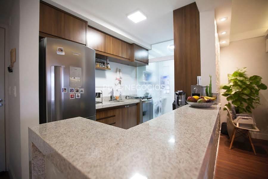 Apartamento à venda com 3 quartos, 90m² - Foto 1