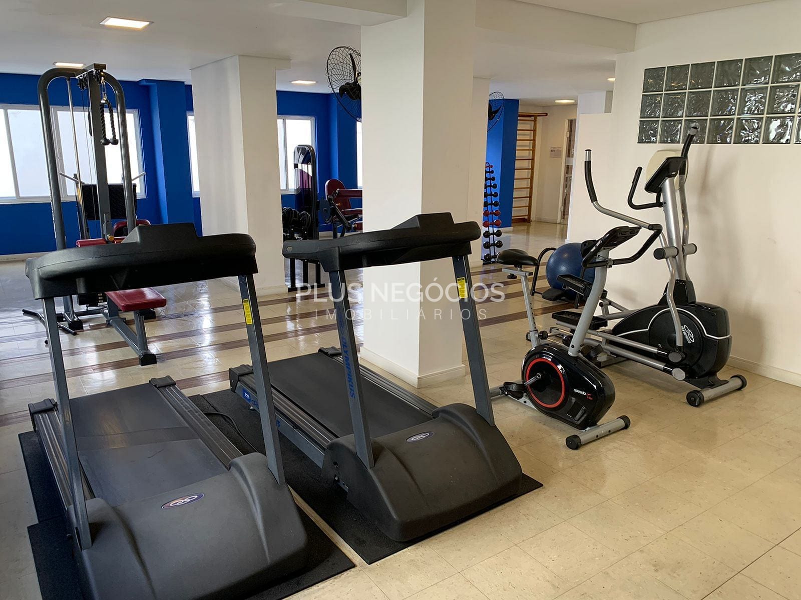 Apartamento à venda com 3 quartos, 90m² - Foto 25