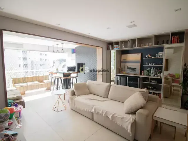 Apartamento 3 quartos e 2 banheiros, para alugar, no bairro Água Branca em São Paulo