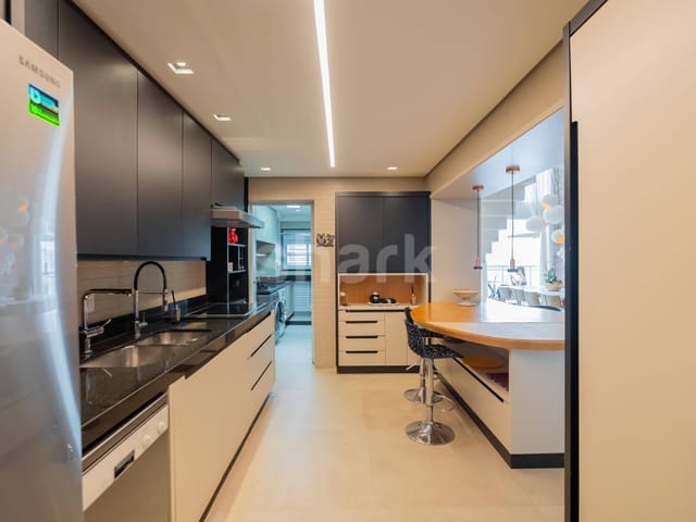 Apartamento com 210m² 3 quartos e 5 banheiros, à venda, no bairro Brooklin Paulista em São Paulo