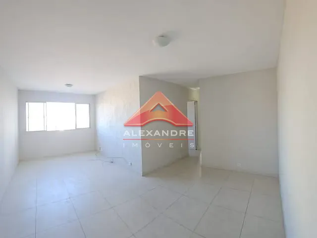 Apartamento com 92m² 3 quartos e 1 banheiro, à venda, no bairro Jardim Ismênia em São José dos Campos