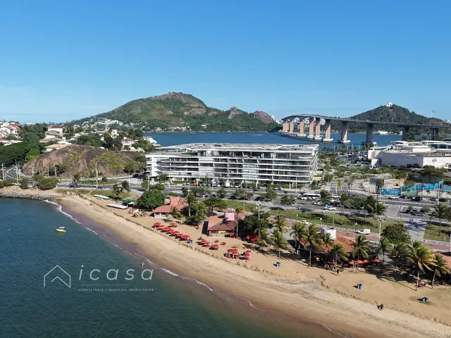 Apartamento com 187m² 4 quartos e 5 banheiros, à venda, no bairro Enseada do Suá em Vitória