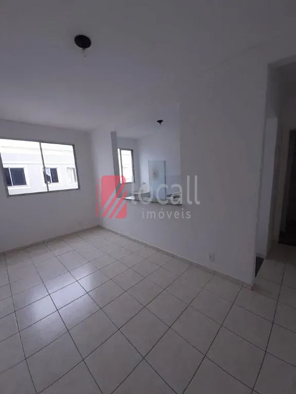 Apartamento com 2 quartos à venda, 48m² — foto 1 de 18