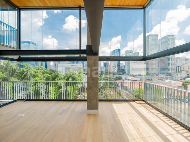 Apartamento com 160m² 2 quartos e 3 banheiros, à venda, no bairro Itaim Bibi em São Paulo