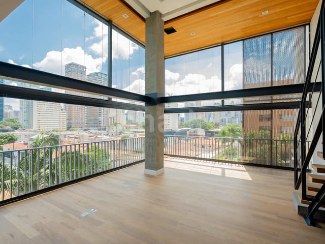 Apartamento com 160m² 2 quartos e 3 banheiros, à venda, no bairro Itaim Bibi em São Paulo