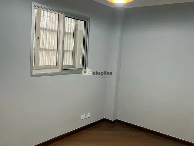 Apartamento 3 quartos e 2 banheiros, à venda, no bairro Vila Nova Conceição em São Paulo