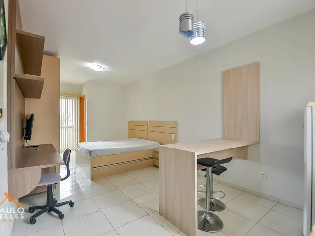 Apartamento 1 quarto e 1 banheiro, para alugar, no bairro Centro em Curitiba
