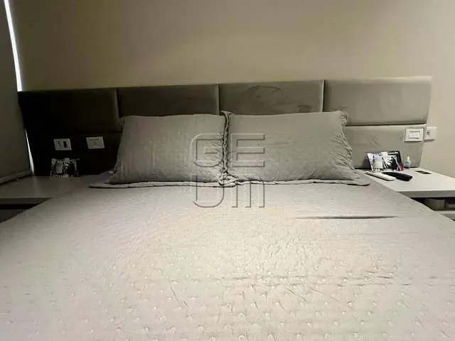 Apartamento com 57m² 1 quarto e 2 banheiros, à venda, no bairro Vila Larsen 1 em Londrina