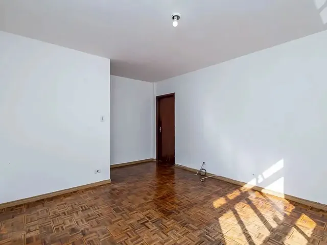 Apartamento 3 quartos e 3 banheiros, para alugar, no bairro Água Verde em Curitiba